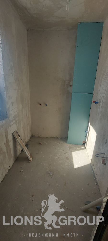 Продава се Едностаен апартамент в Варна, Виница - 60 кв.м за 1084 €/кв.м - Снимка #4