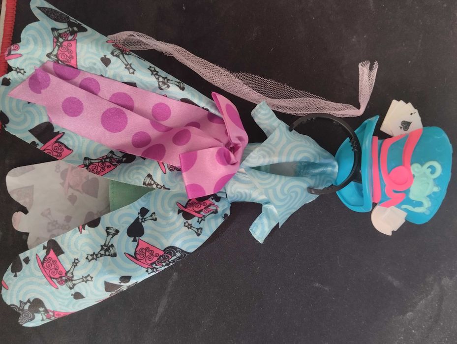 Меделин Хеттер монстр хай