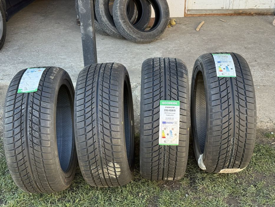 Anvelope Iarna Goodride SW608 235/45R19
