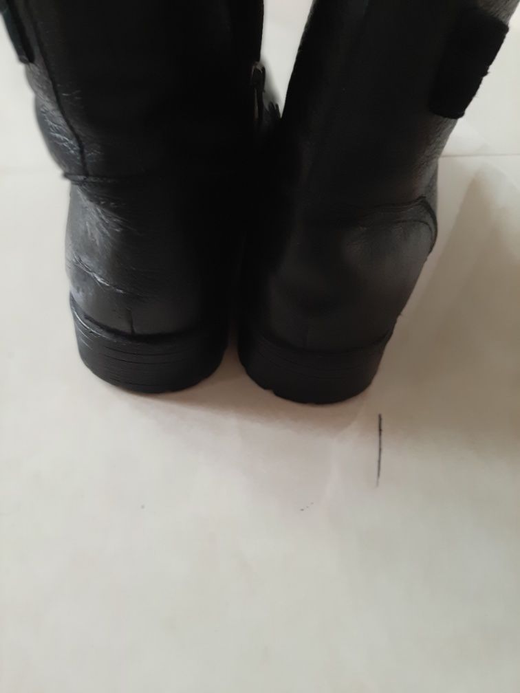 Bocanci Otter din piele nr 42