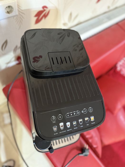 Aparat de cafea Delonghi