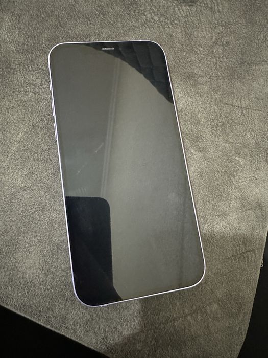 айфон 12,128гб емкость 77