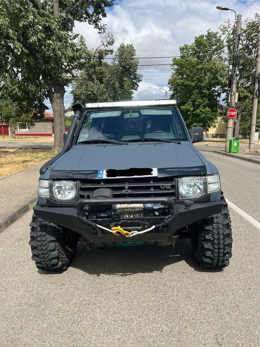 Pajero 3.5 V6 manual mk2