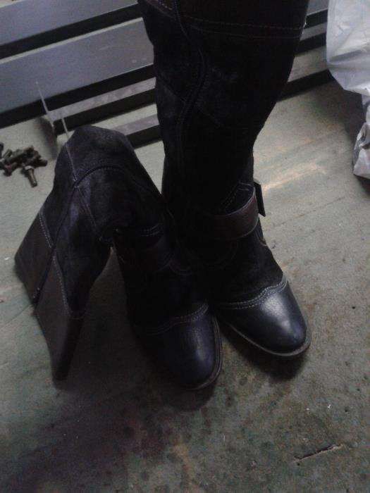 cizme din piele ,cu toc