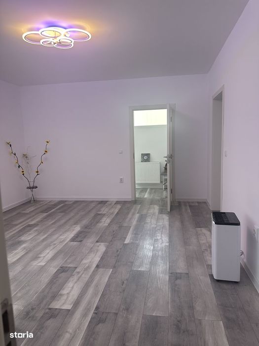Campina - casă - 1000 Euro/luna