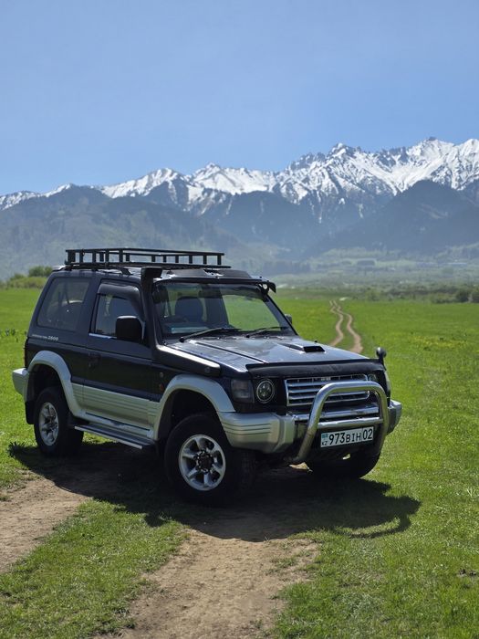 Силовой багажник на Pajero 2