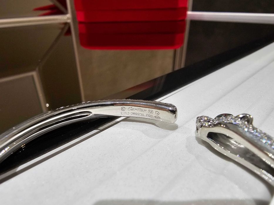 CARTIER Panthere de Cartier White Gold Diamonds Дамска Гривна