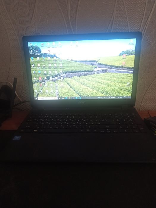 Nootbook Aser Srochna sotiladi