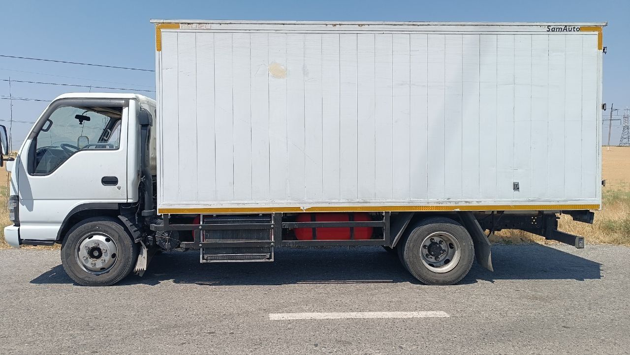 Isuzu turbo sotiladi