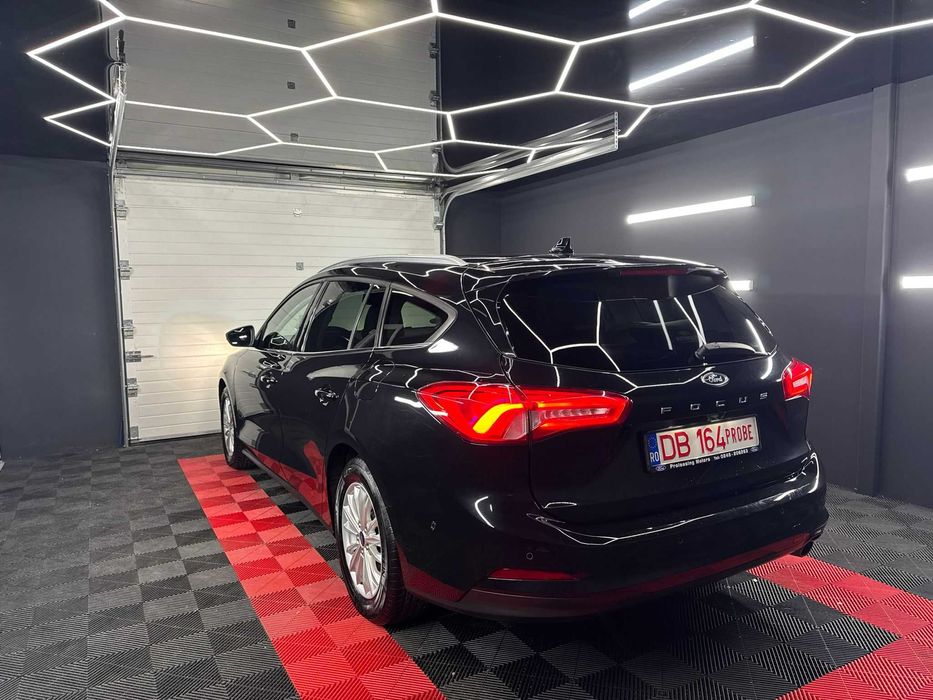 Ford Focus Titanium-PACHET IARNA 1.5 EcoBlue -DIESEL RAR