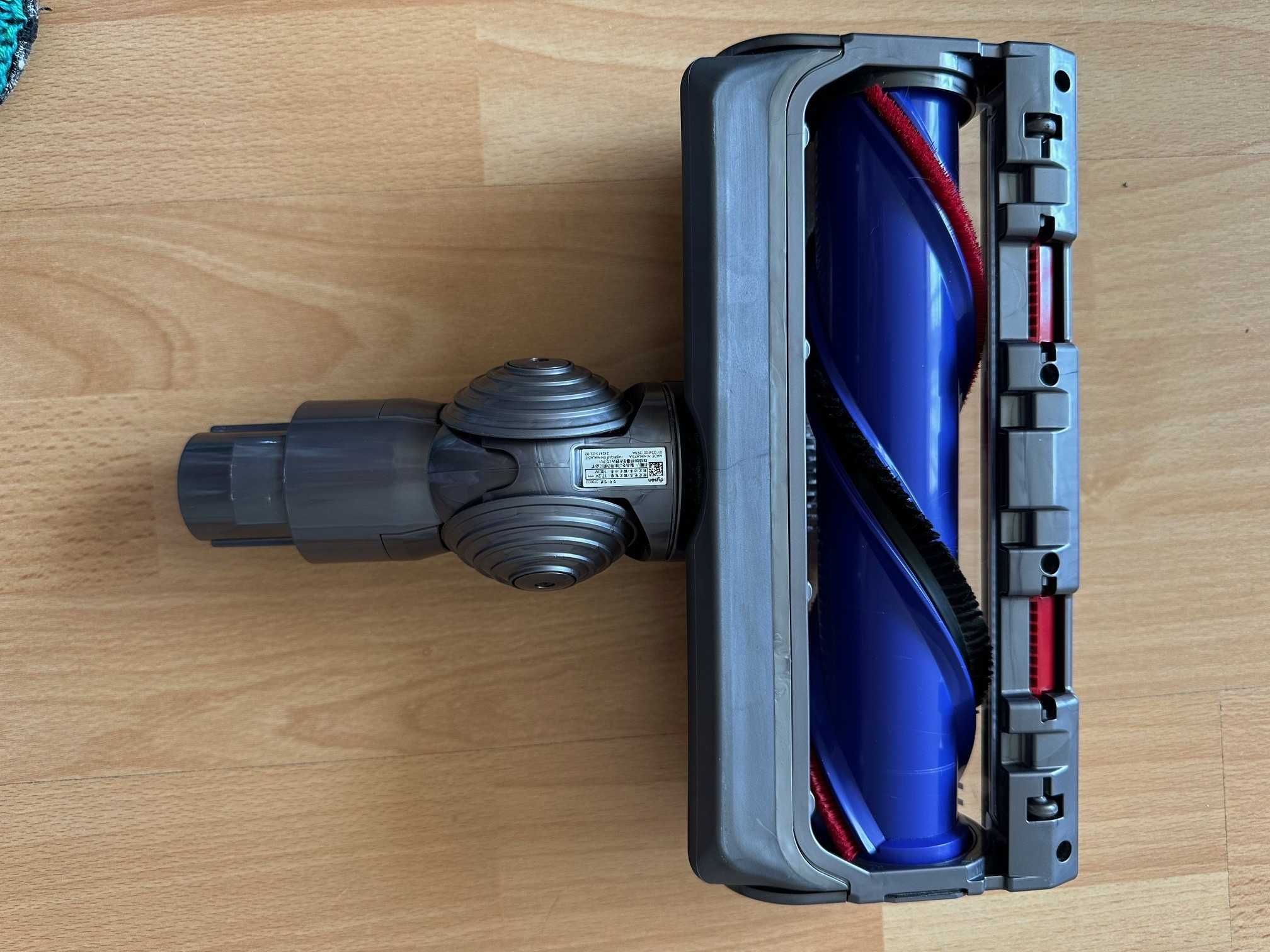 Вертикална прахосмукачка Dyson V15 Detect Absolute, LCD дисплей,660 W