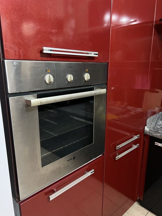 Встроенный духовой шкаф (б/у)