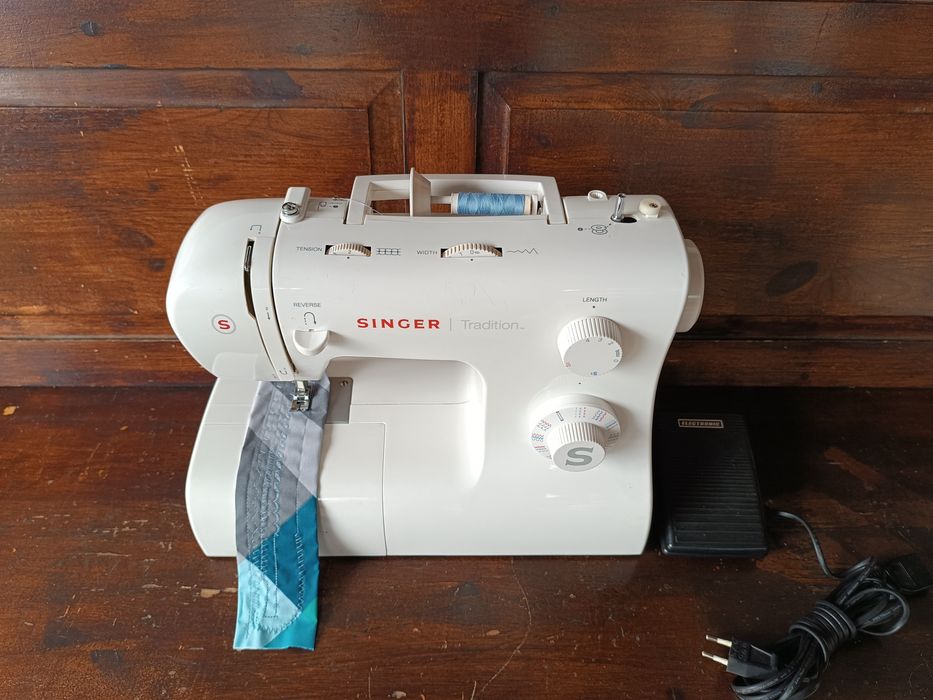 Шевна машина SINGER