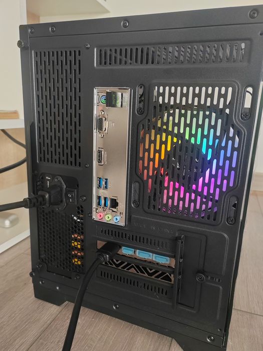 Pc gaming nou garantie wifi/ryzen 5500/16g ram/rx vega56 8g hb/ssd 512