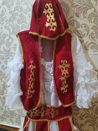 Продам недорого казахский  национальный костюм
