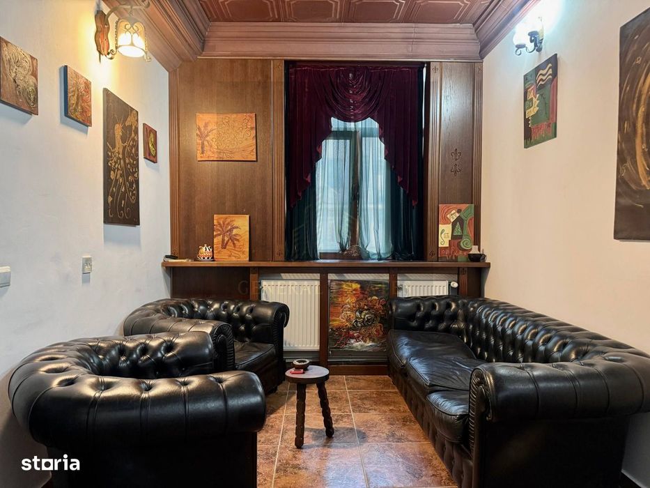 Spre Vânzare Proprietate remarcabilă cu 6 camere în inima Iașului !