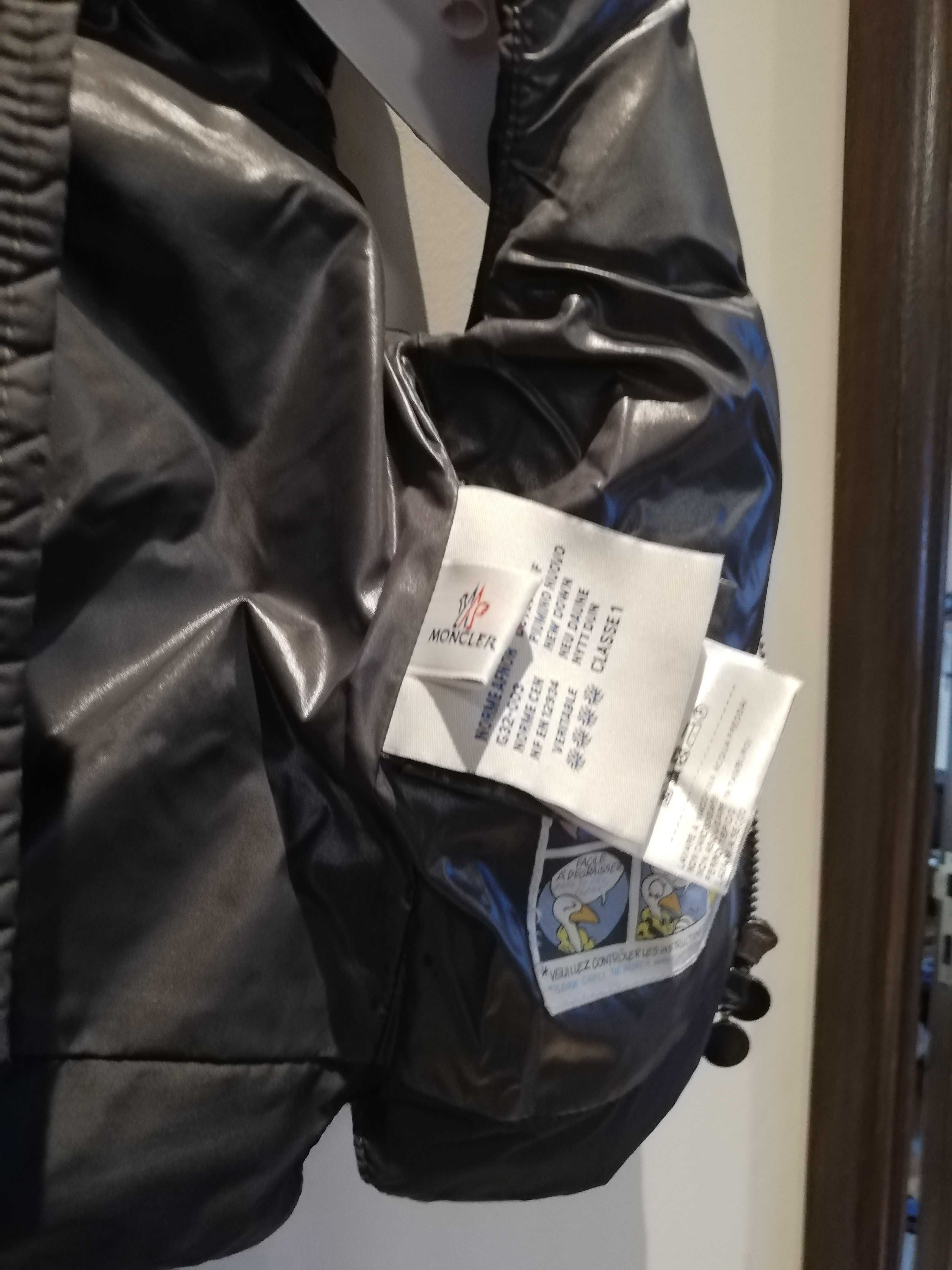 Vesta Moncler original copii 5ani,110 cm