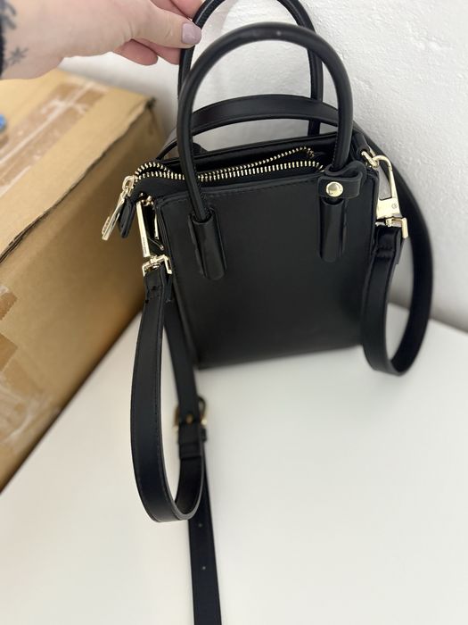 Мини чанта Gino Rossi