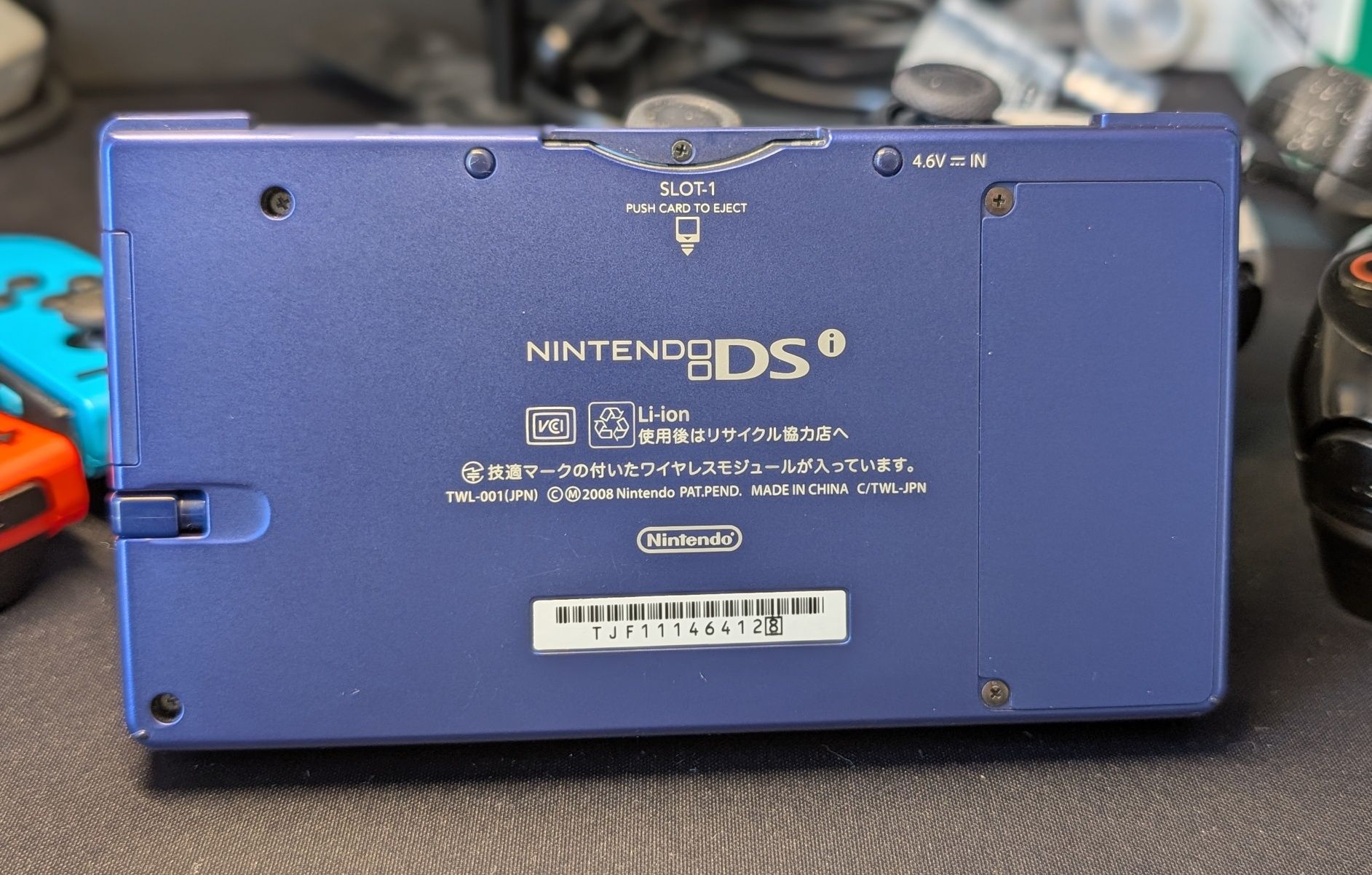 Nintendo DSI в отличном состоянии