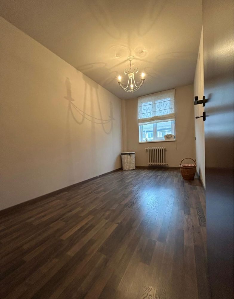 Vanzare apartament 3 camere