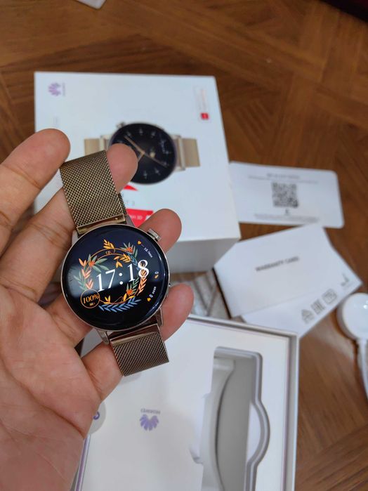 Смарт часы золото Huawei watch GT 3 42mm