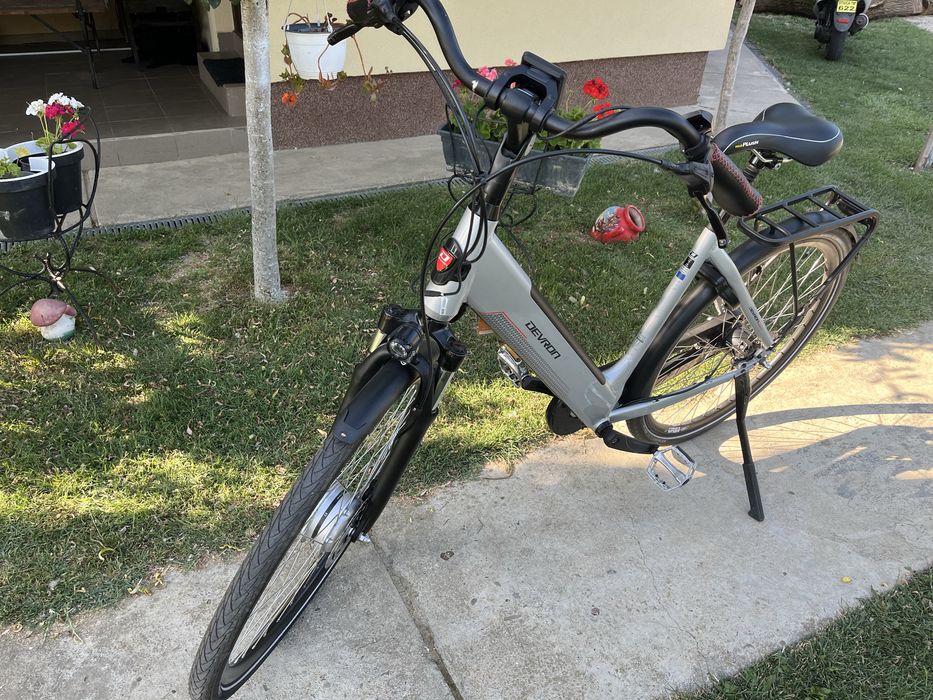 Bicicleta electrica Devron aproape noua