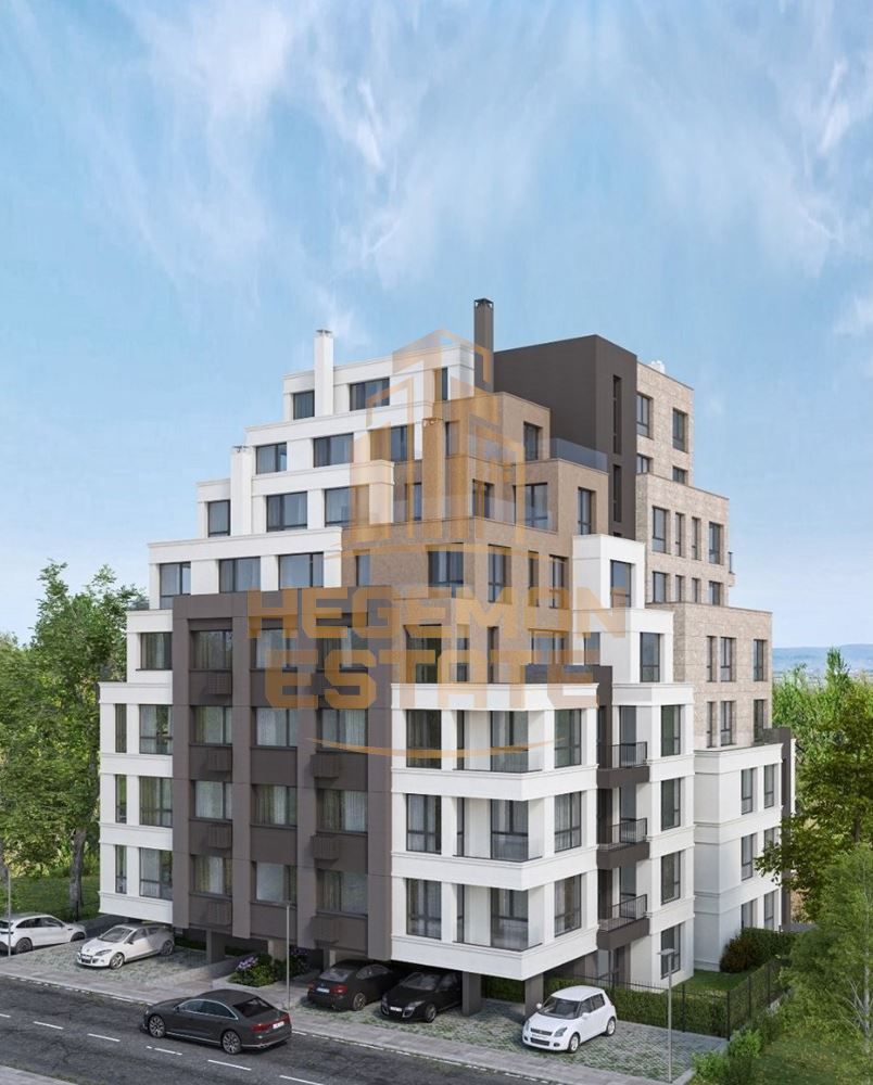 Продава се Тристаен апартамент в Варна, Изгрев - 90 кв.м за 1339 €/кв.м - Снимка #2