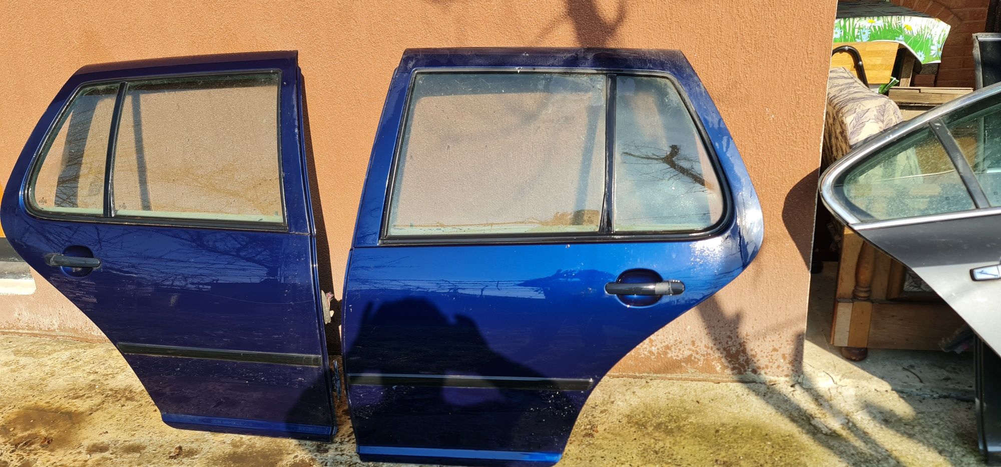 Portiera spate stanga și dreapta VW Golf IV/4