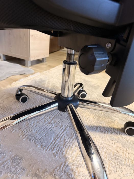 Vand scaun ergonomic