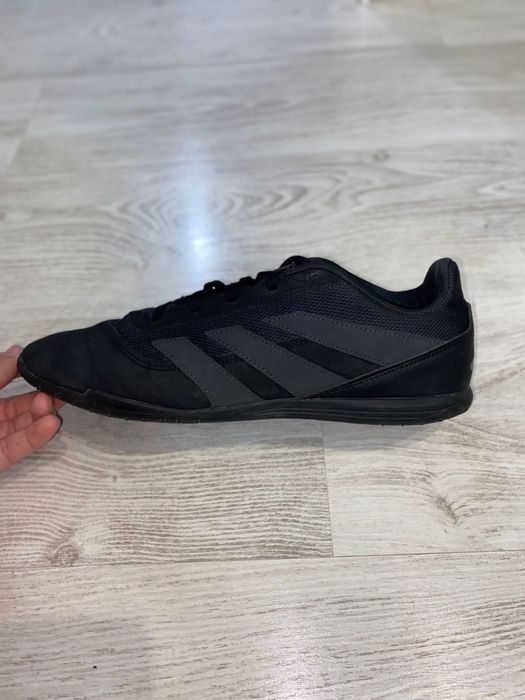 Оригинал кроссовки от adidas