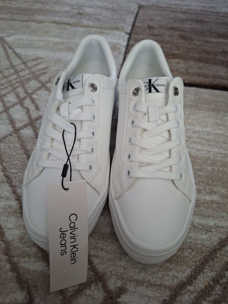 Adidasi Calvin Klein Jeans nou 38