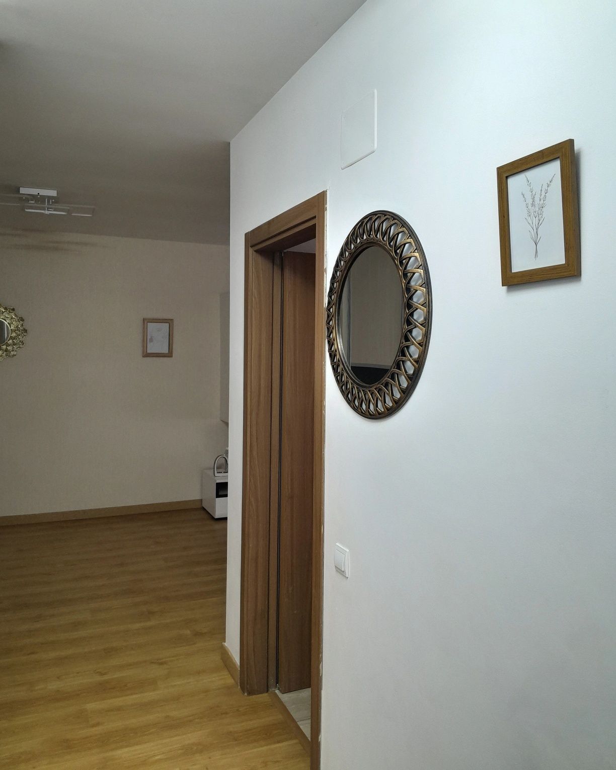 PROPRIETAR - Vând apartament 3 camere + 2 bai, complex TIMIȘOARA 58!