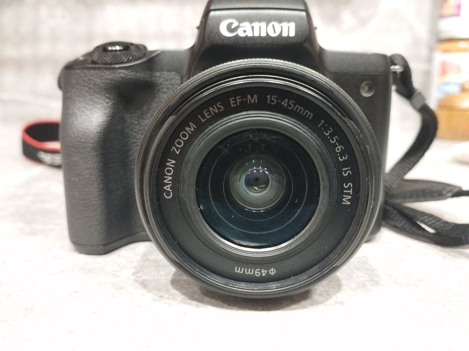Фотоапарат Canon EOS M-50 15-45 mm
