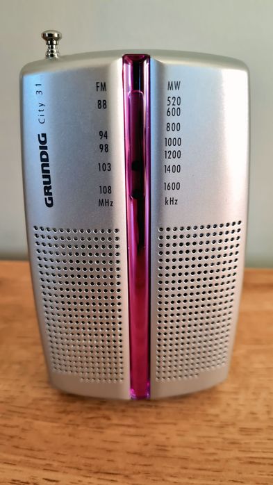 Джобно радио Grundig city 31