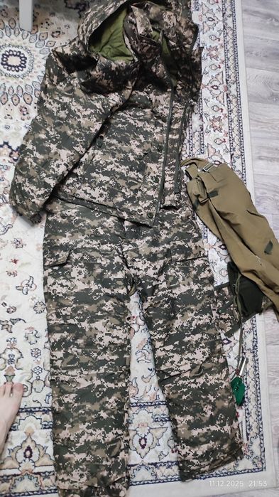 Продаю  бушлат состояние почти новое