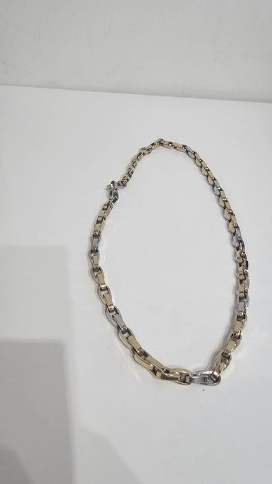 Златен ланец чисто нов