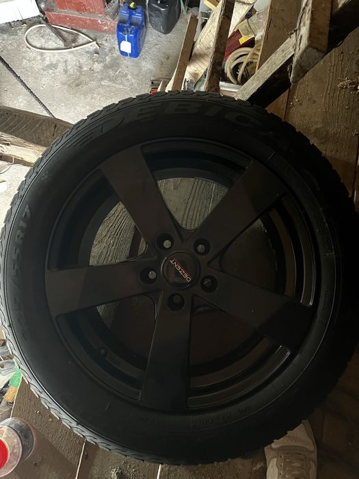 Vand jante 5x112 (audi vw skoda seat etc)r17 cu anvelope noi de iarna