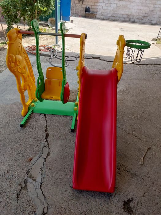 Продаётся горка Заяц.