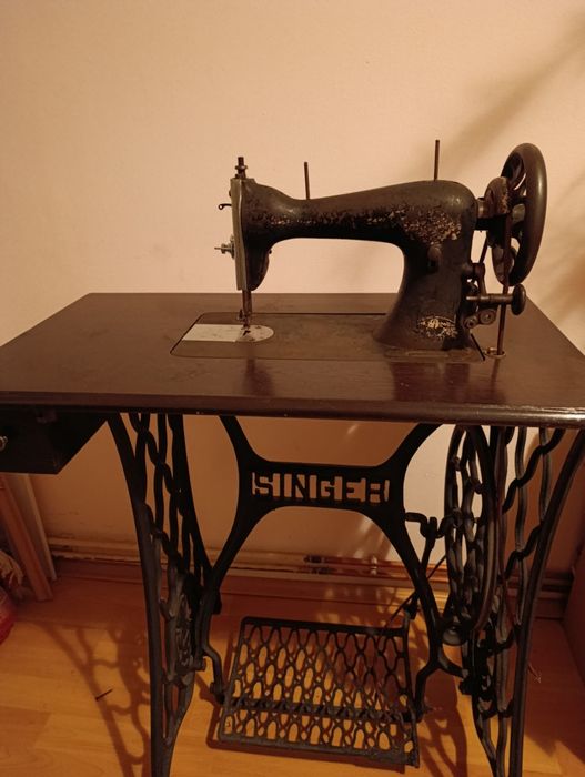 De vânzare mașină de cusut Singer