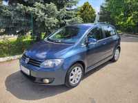 Golf 6 plus 1,6 TDi de 105cp.