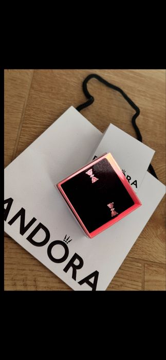 Pandora обеци Пандора