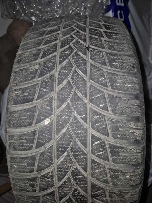 Зимни гуми Lassa 245/45/17 ДОТ 3421