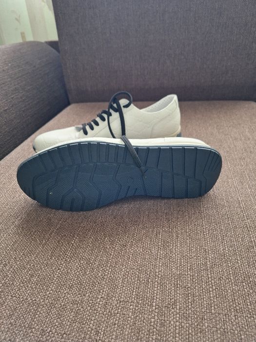 Pantofi bărbați sport,  din piele,  noi, mărimea 44.