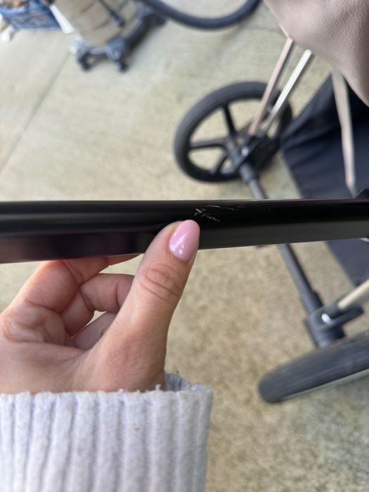 Cybex Priam  Beige Пълен пакет + кош за новородено в черен цвят