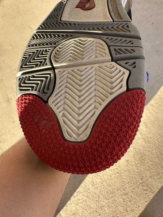 40 - Jordan 4 Retro OG Mid Bred