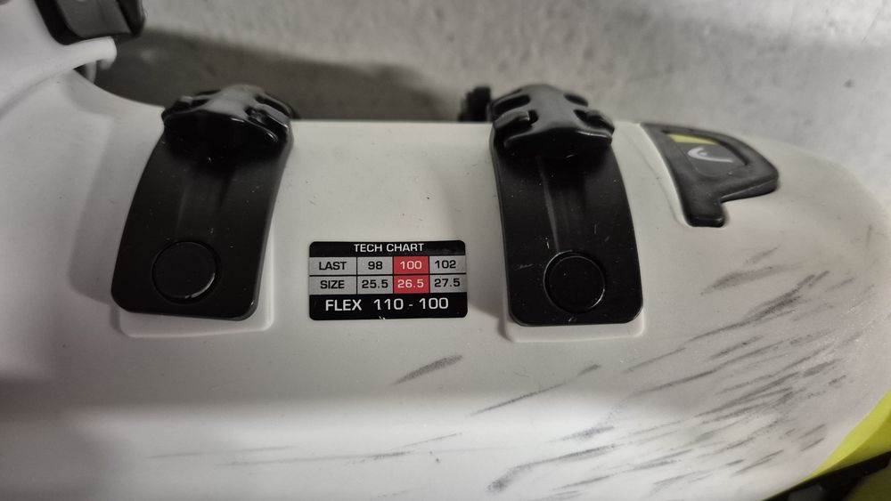 Vând clapari Head Vector marimea 26.5/43/9-9.95 Flex 110