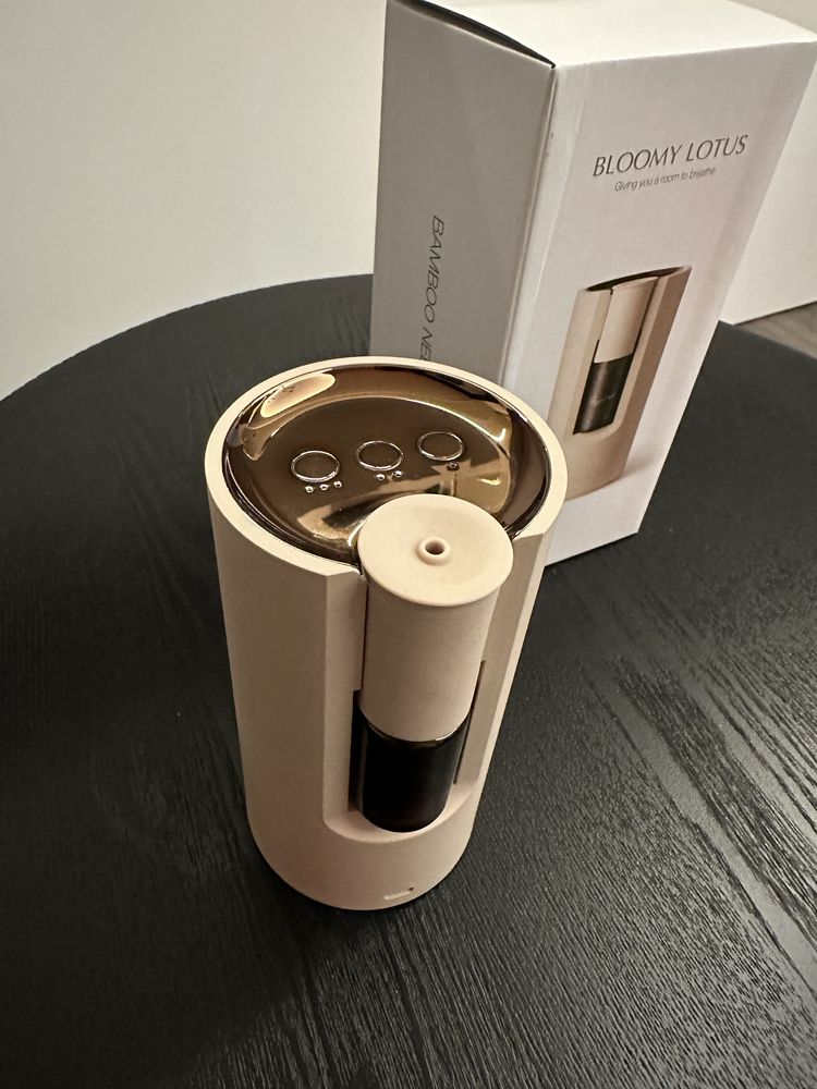 Difuzor uleiuri esentiale Bloomy Lotus Bamboo