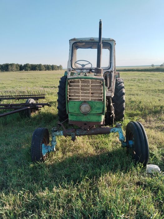 Продам трактор юмз