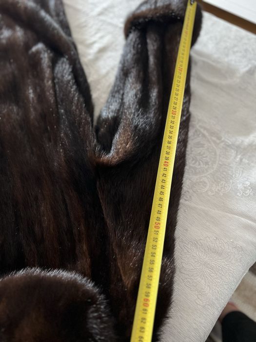 Haina lunga de blana de vizon (nurca)