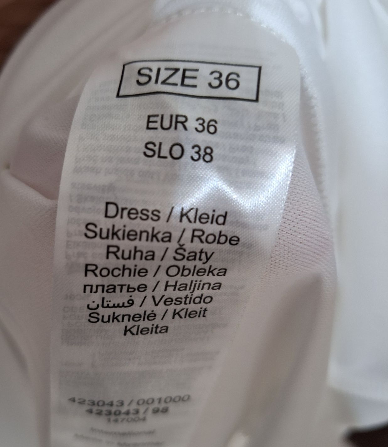 Rochie alba de dantela